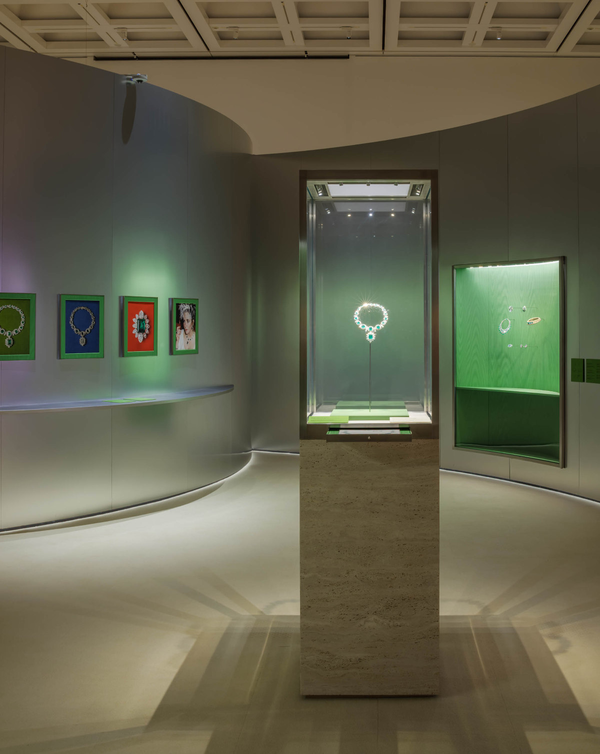 Bulgari: Bvlgari KALEIDOS: Colors, Cultures And Crafts - Luxferity