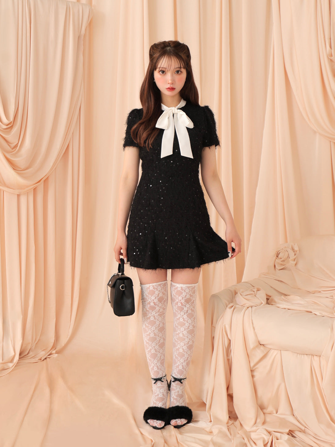 Feather sequin mini onepiece(eme10548) – M me eme