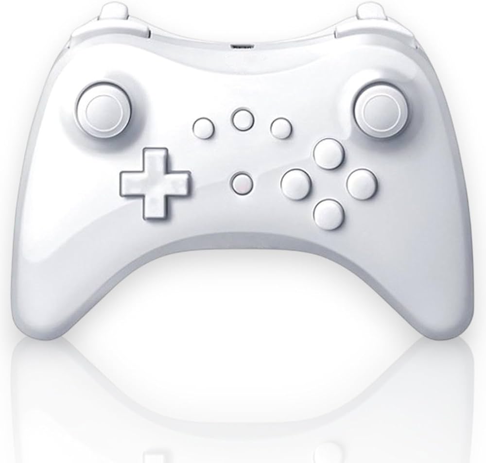 WiiU 本体。コントローラー3つ付き。16GBUSBメモリー付き。 WiiU 本体