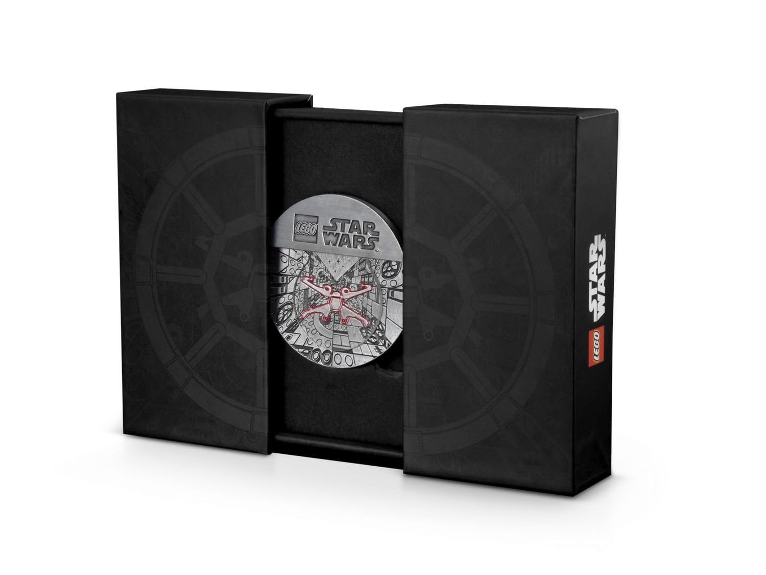 Amazon.com: LEGO Star Wars Collect Battle of Yavin Coin (5008818