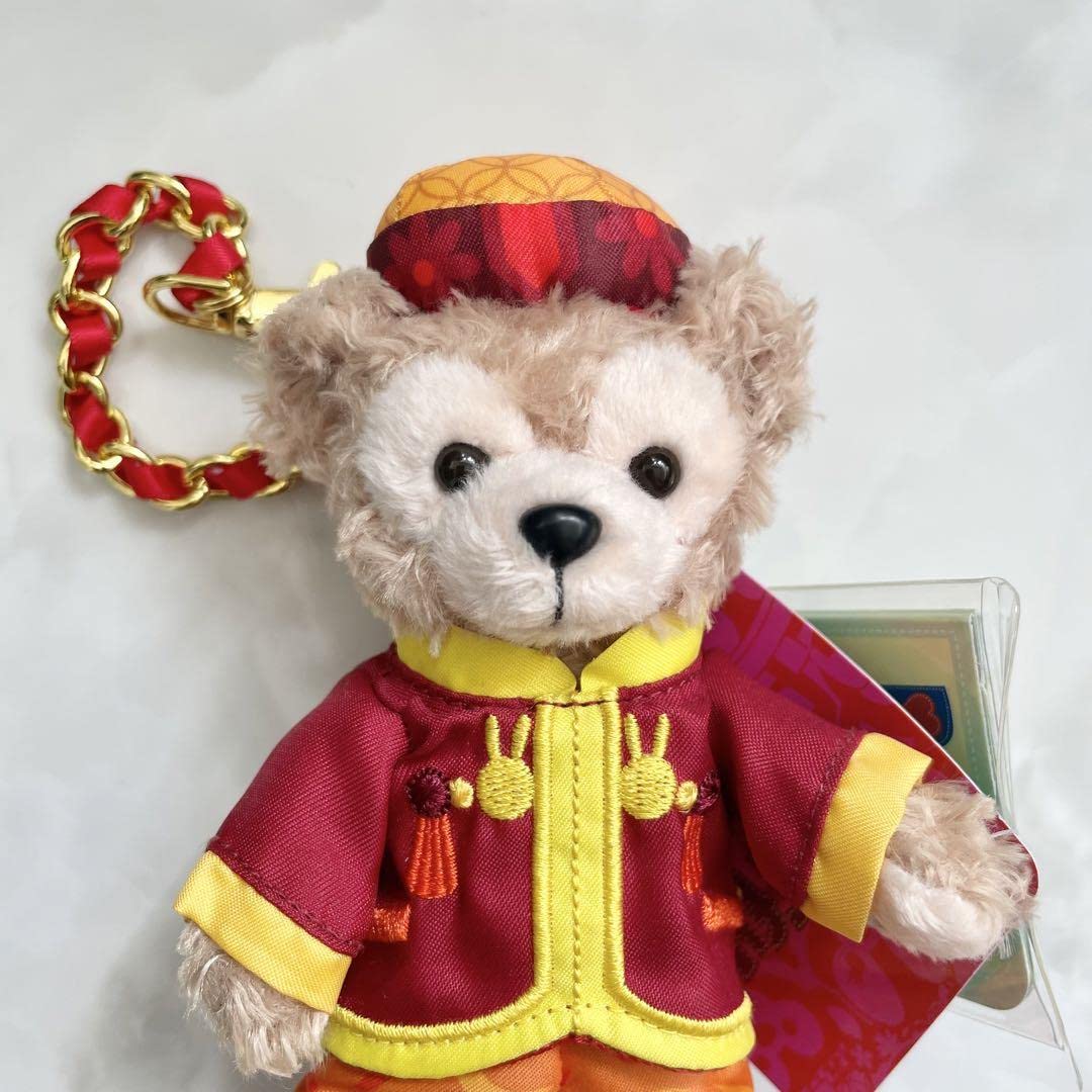 Amazon | 【香港ディズニー】ダッフィー ぬいぐるみキーホルダー 春節
