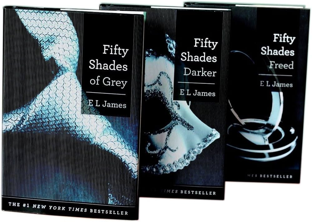 Amazon.com: Fifty Shades Trilogy Shrinkwrapped Set (Deckle Edge