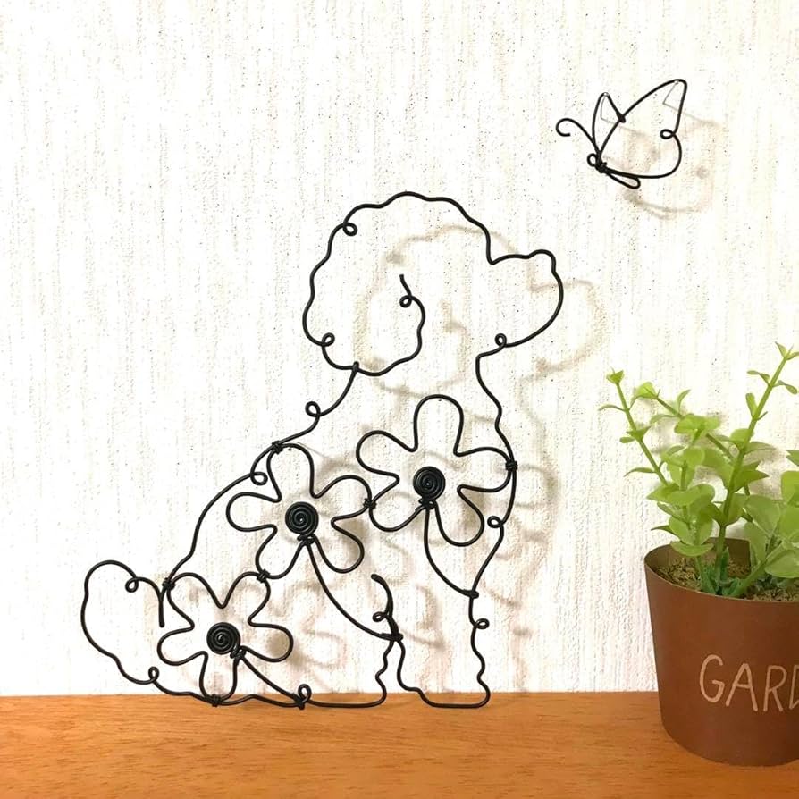 Amazon.co.jp: ワイヤークラフト アート トイプードル 蝶 犬 壁掛け