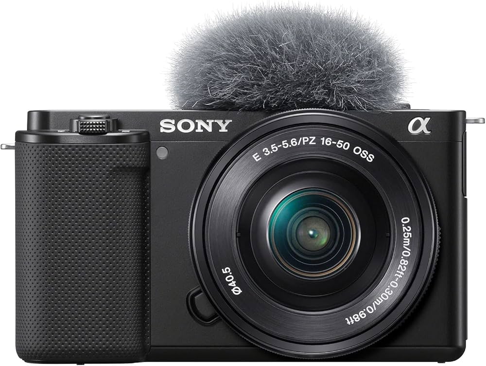 Amazon | Sony ZV-E10 ミラーレスカメラ ブロガーキット 16-50mm F3.5