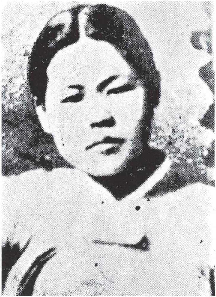 Amazon.co.jp: Dictee : Cha, Theresa Hak Kyung: 洋書