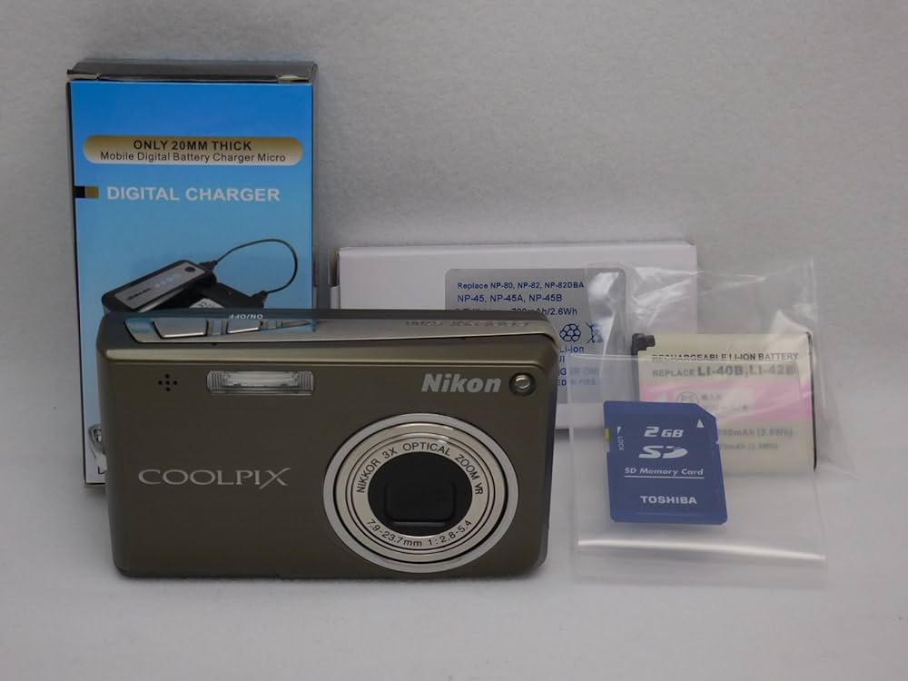 Amazon | Nikon デジタルカメラ COOLPIX (クールピクス) S700 アーバン