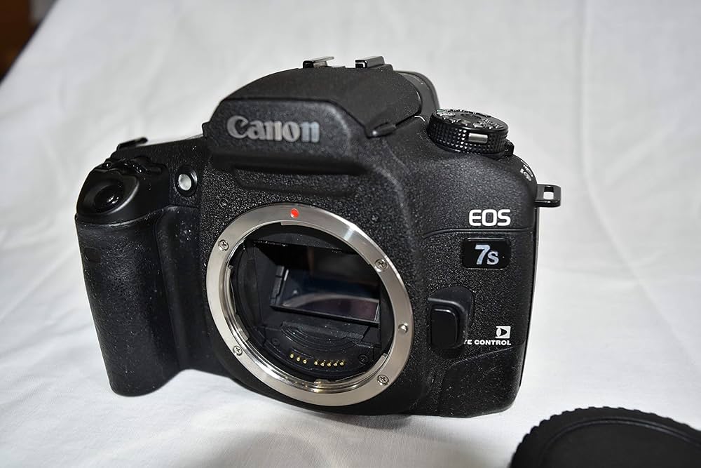 Amazon | Canon EOS-7S ボディ EOS7S | 一眼レフカメラ 通販