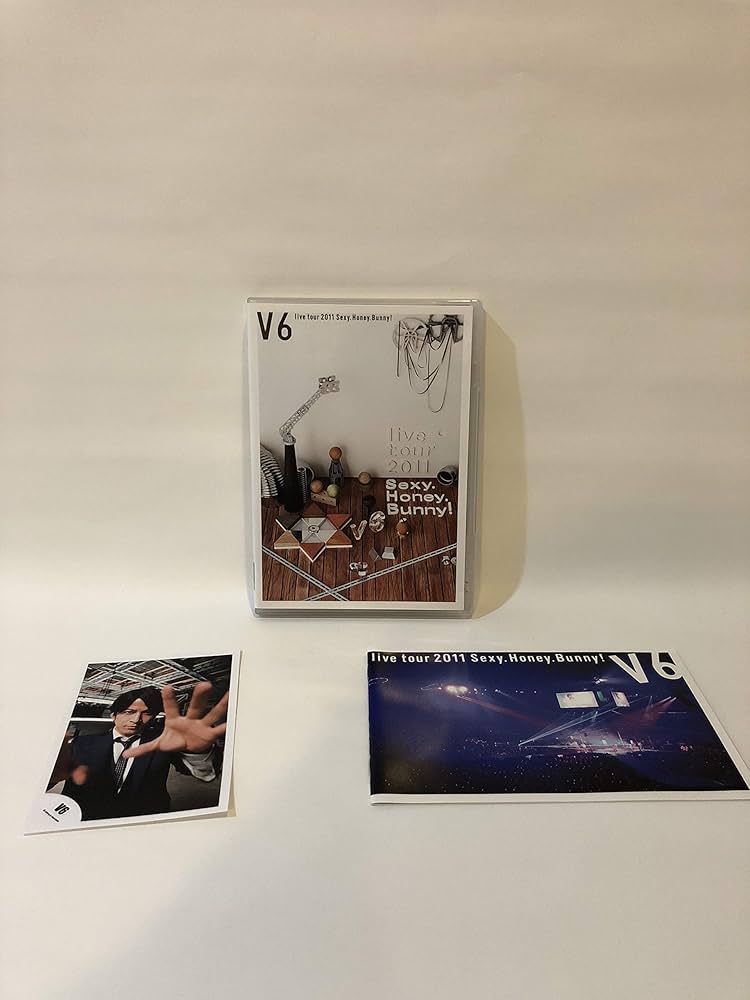 Amazon.co.jp: V6 live tour 2011 Sexy.Honey.Bunny! [DVD] : V6: DVD