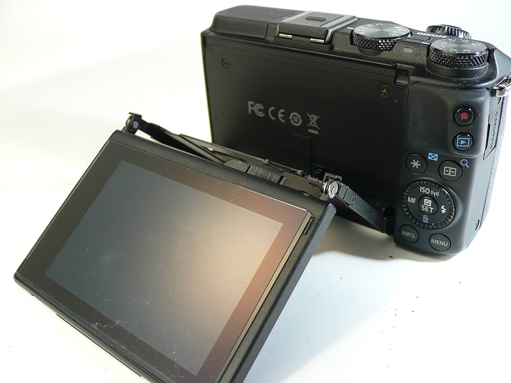 Amazon.co.jp: Canon EOSM3BK-BODY Mirrorless Digital Camera, EOS M3