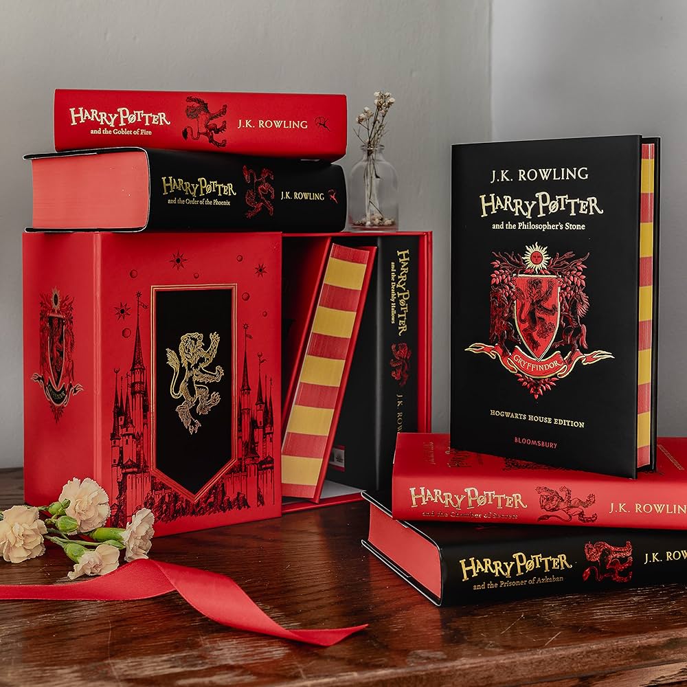 Harry Potter Gryffindor House Editions Hardback Box Set: Rowling