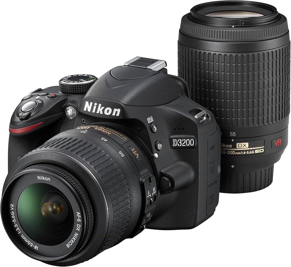 Amazon | Nikon デジタル一眼レフカメラ D3200 200mmダブルズーム