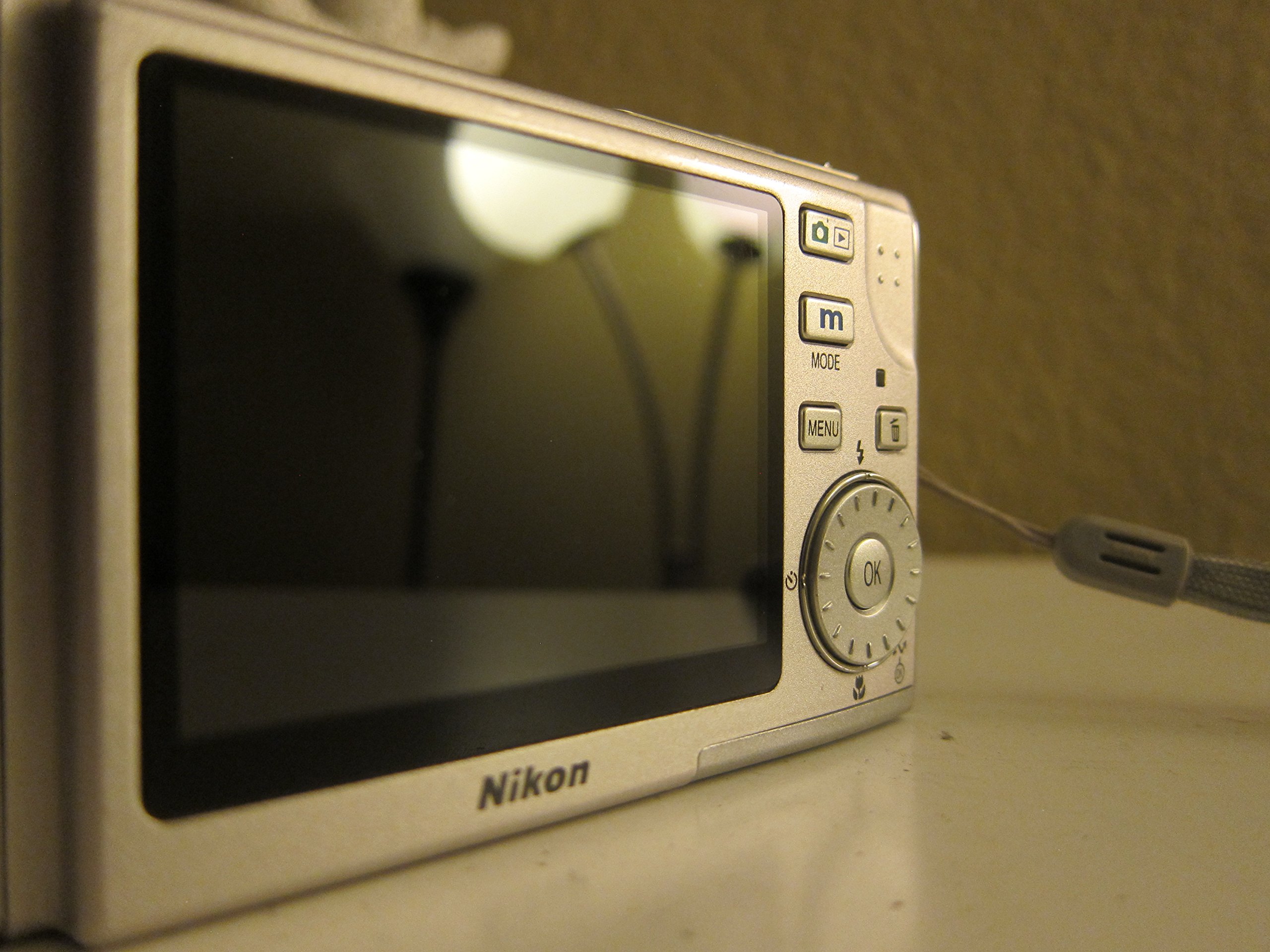 Amazon | Nikon Coolpix S5 6MP デジタルカメラ 3倍光学ズーム付き