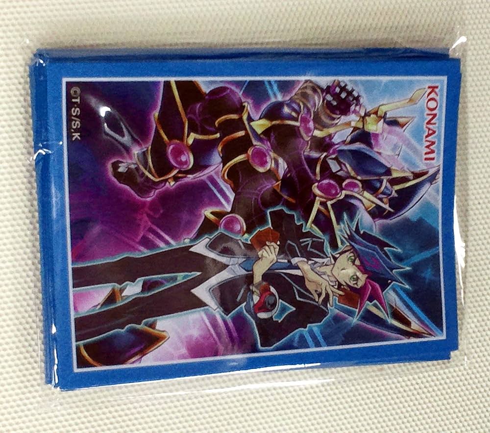 Amazon.co.jp: 遊戯王【遊戯王の日 / 特製カードプロテクター20枚入り