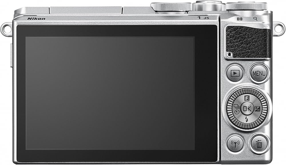 Amazon | Nikon ミラーレス一眼 Nikon1 J5 ボディ シルバー J5SL