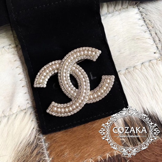 シャネル ココマーク型ブローチ シャネル ccブローチピン chanel 襟元