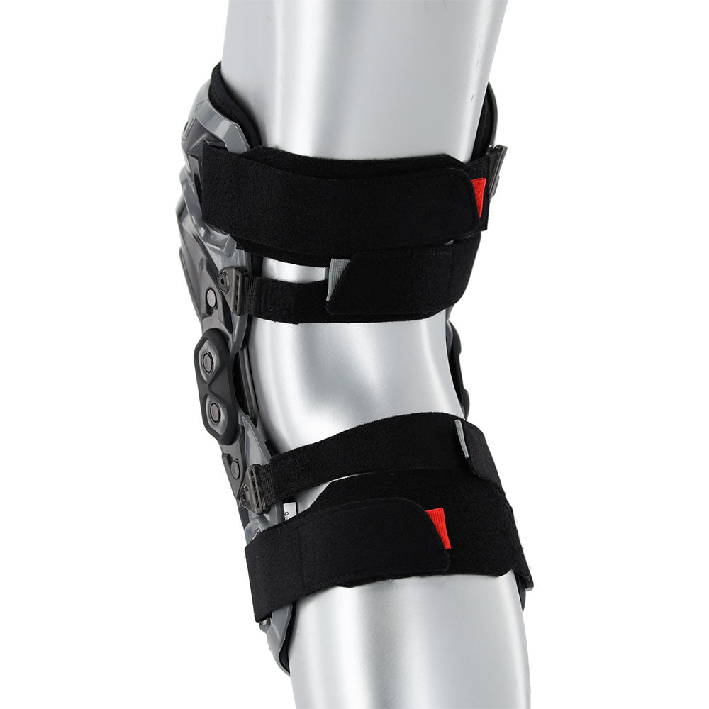 Shop McDavid Elite Bio-Logix™ Knee Support Brace [4200] | McDavid EU