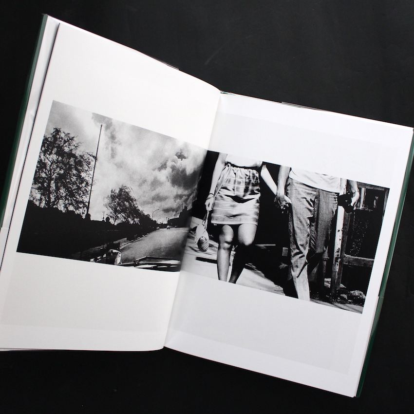 狩人 / A Hunter（2019, Signed） - 森山 大道 / Daido Moriyama