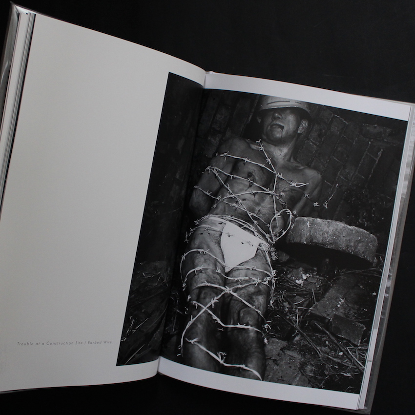 The Death of a Man Otoko No Shi - 篠山 紀信 / Kishin Shinoyama