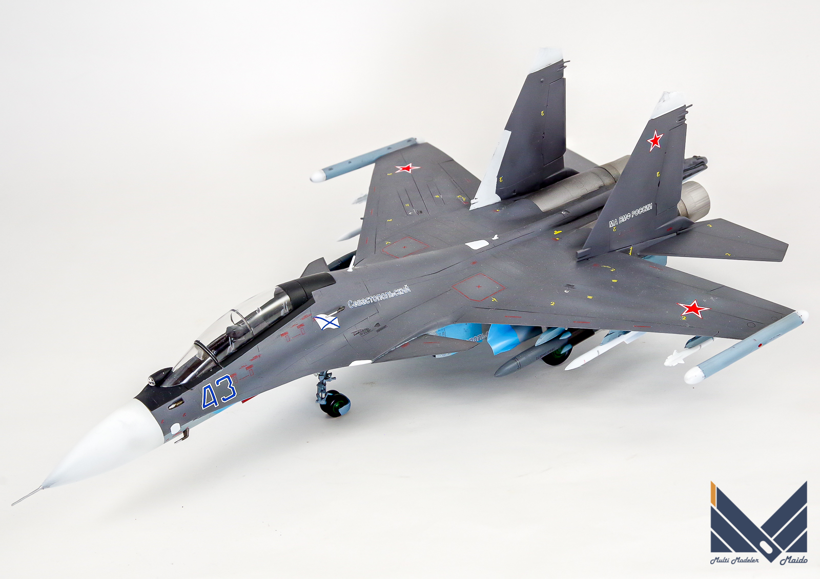 ズベズダ 1/72 Su-30SM 完成品 ZVEZDA | 模型工房M