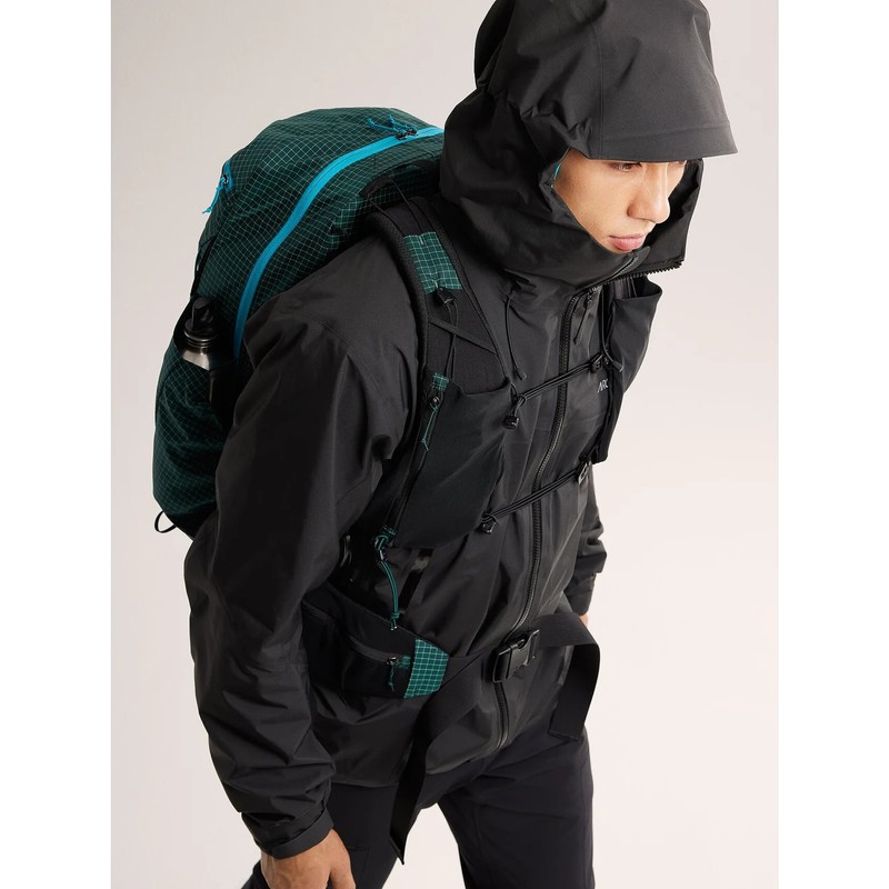 当日出荷可] ARC'TERYX Beta AR Jacket M - Stormhood Black