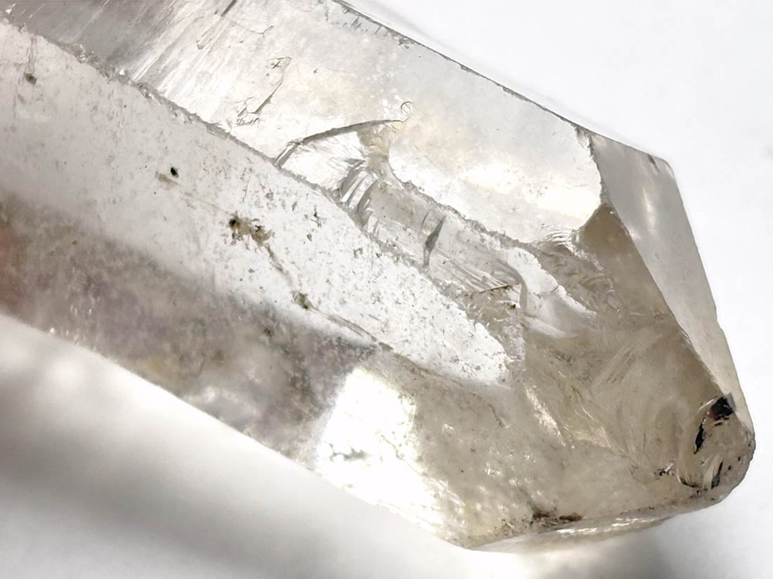 ライトニングクォーツ原石(雷水晶)