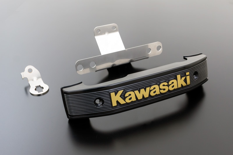 ステムエンブレム＆マウントステーセット（ゴールド/ブラック）Z900RS
