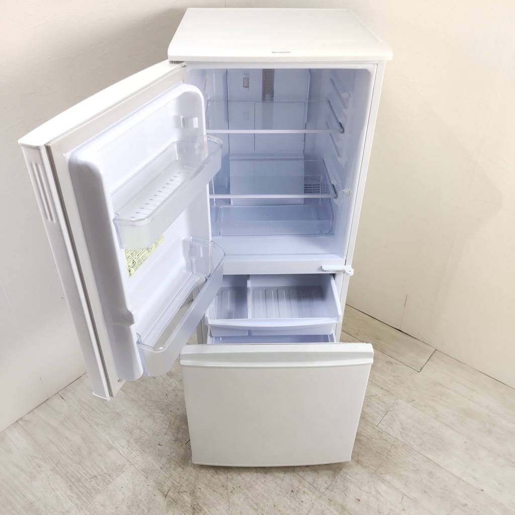30日迄！SHARP 137L 冷蔵庫【SJ-D14C-W】 30日迄！SHARP 137L 冷蔵庫