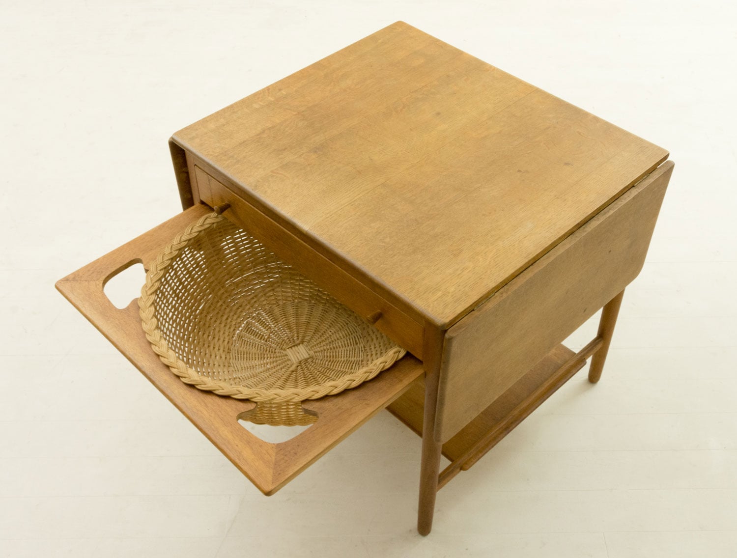 AT33 ソーイングテーブル Hans J Wegner オーク 北欧家具 通販