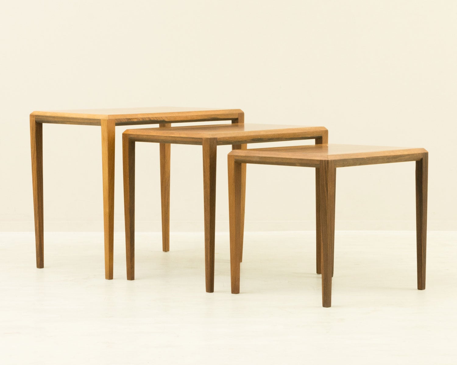 ローズウッド ネストテーブル 北欧家具 通販 CLOVERSKY/クローバースカイ