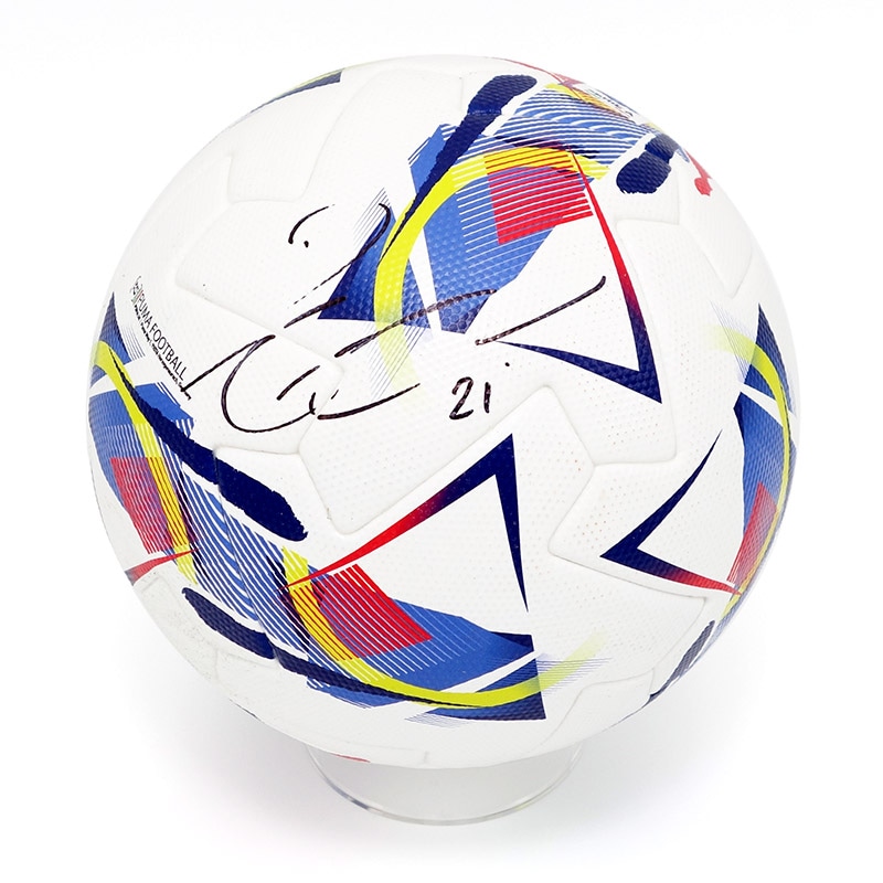 ディバラ直筆サイン入り実使用24/25セリエAマッチボール | THE DUGOUT