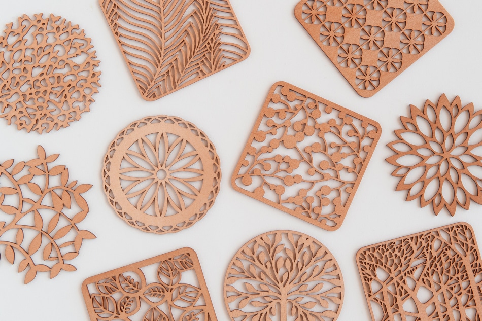 リトアニア木製コースター フリーデザイン ｜ 北欧・ロングライフ