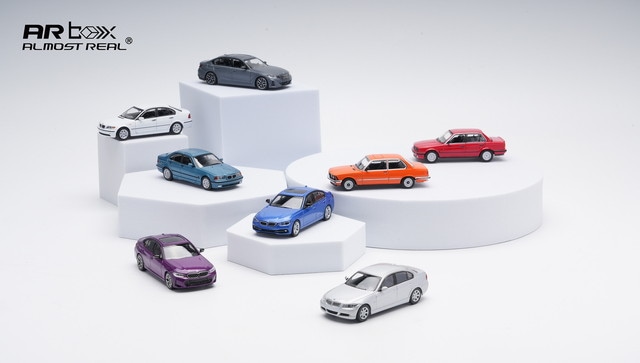 新品 AR Box [ Almost Real Model ] 1/64 BMW 3 シリーズ 50周年記念