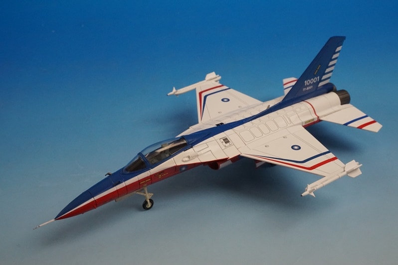 ホビーマスター 1/72 台湾空軍 F–CK–1Prototype HA4005 ホビーマスター
