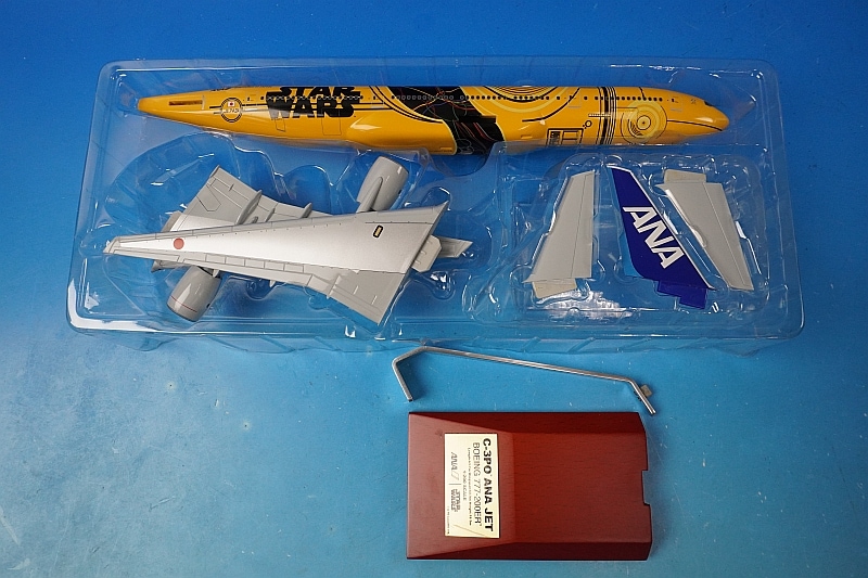 1/200 B777-200ER ANA STAR WARS/スターウォーズ C-3PO JA743A 非売品