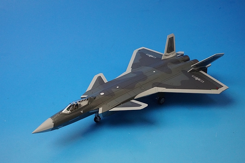 1/72 J-20 双発ステルス戦闘機 中国空軍 AVIC/中古｜｜飛行機模型 通販