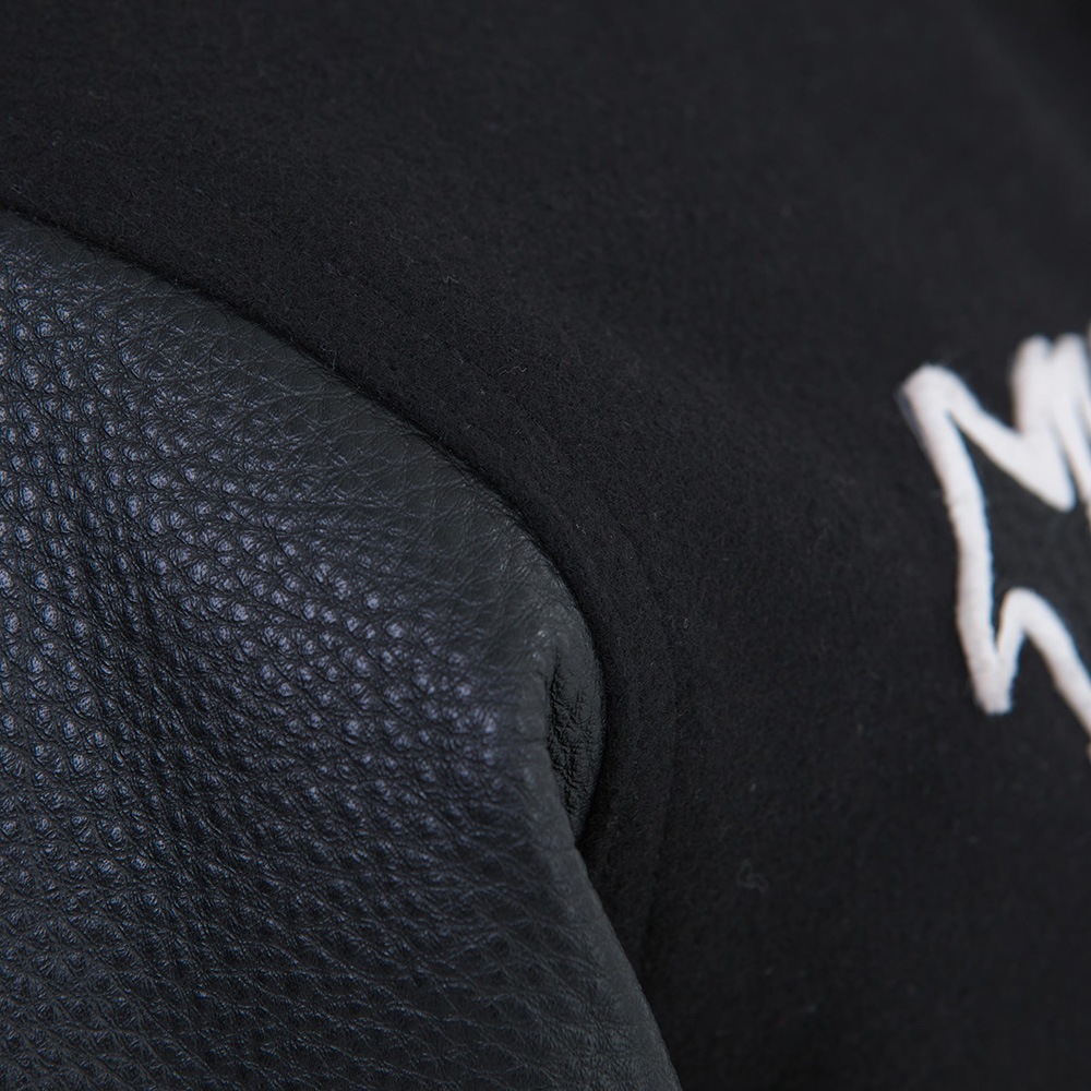 デビルマン/スタジアムジャンパー限定版/不動明 刺繍 袖部分革仕様