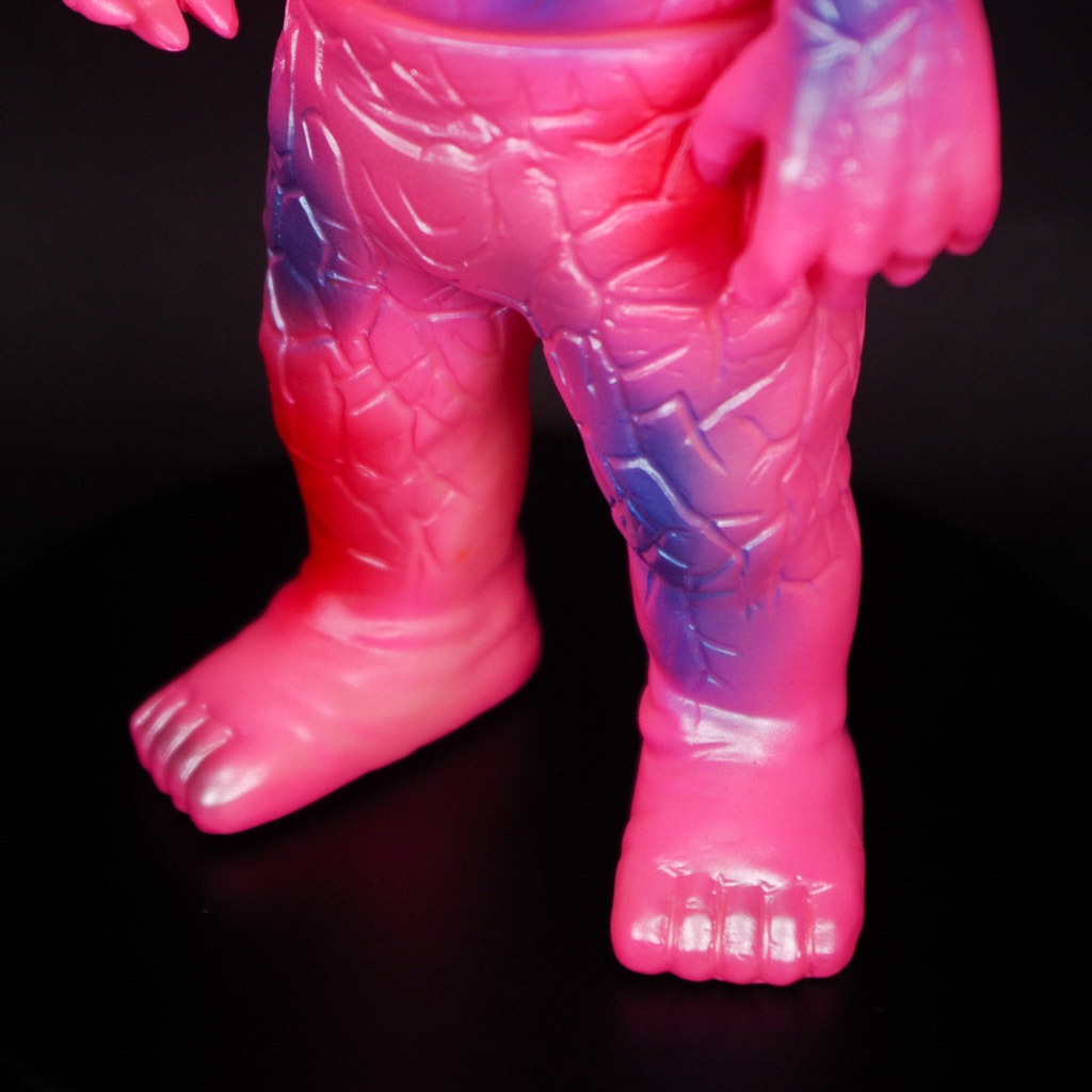 ブルマァク BULLMARK/ソフビ/ジャミラ/ピンク｜墓場の画廊ONLINE STORE