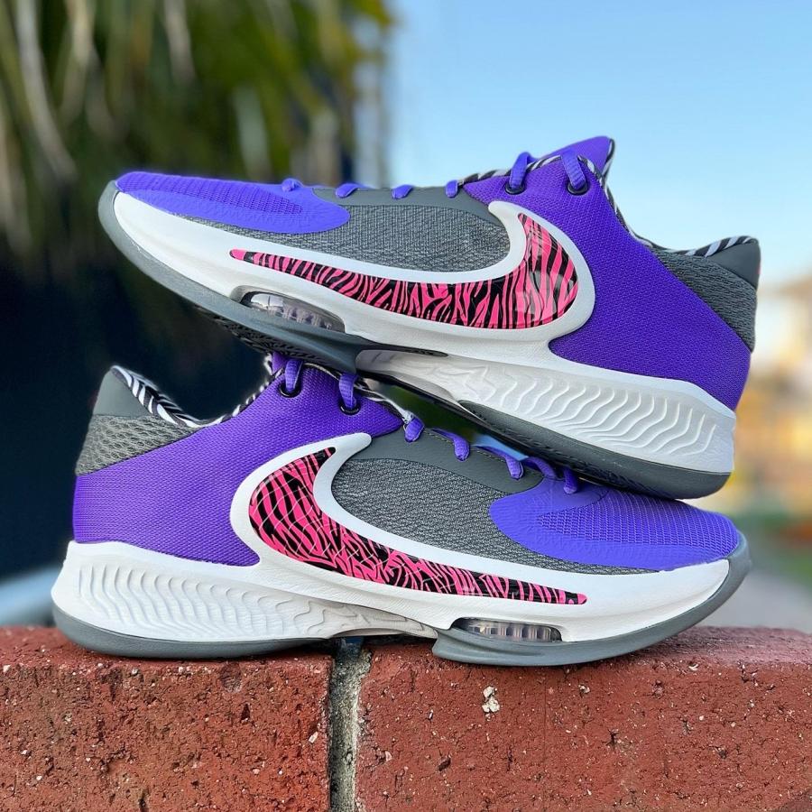 NIKE ZOOM FREAK 4 'ACTION GRAPE' ナイキ ズーム フリーク 4 ヤニス