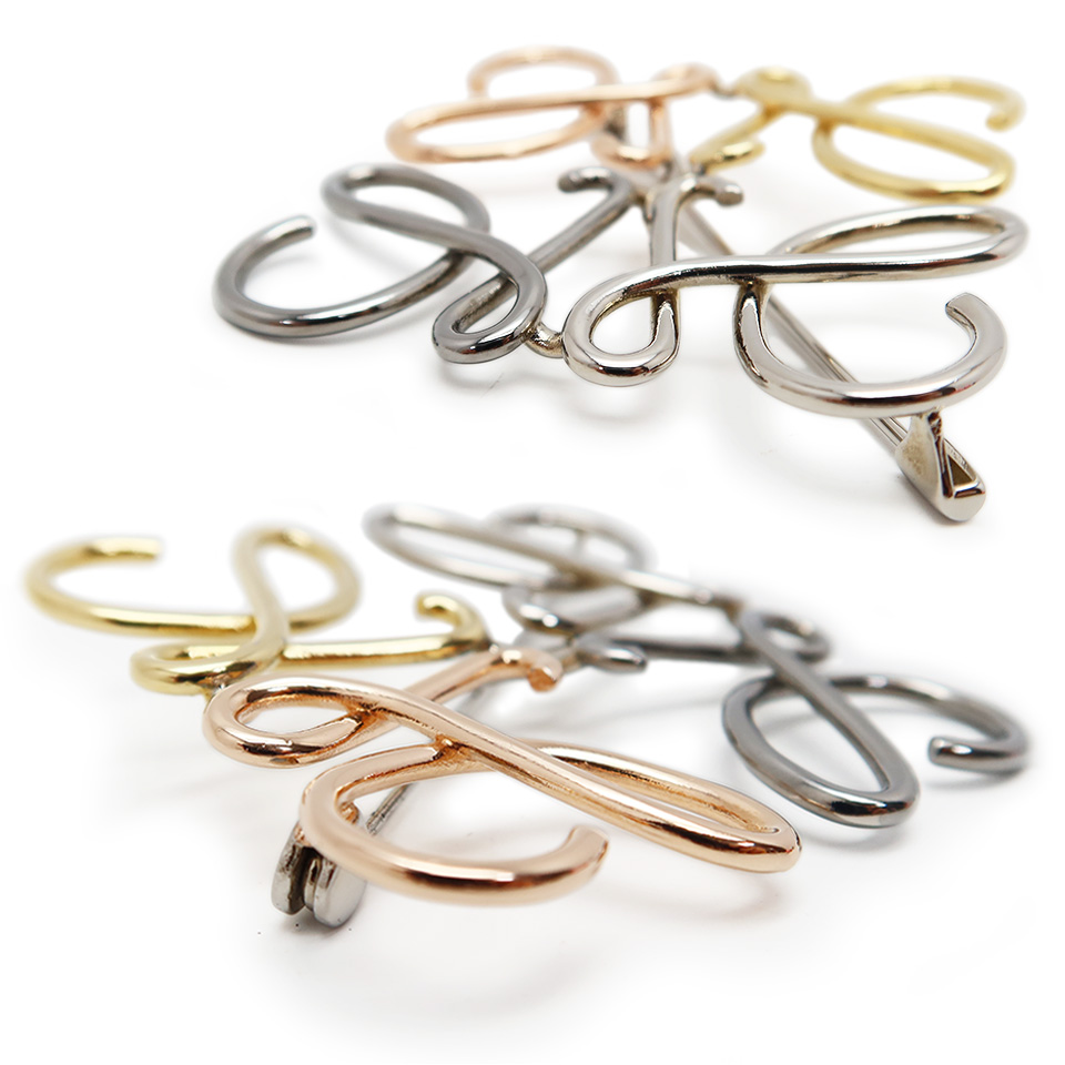 ロエベ アナグラムブローチ J000245X10 メタル(ゴールド ローズ