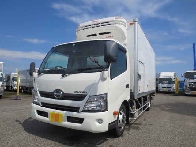 日野 デュトロ 小型 冷蔵冷凍バン TKG-XZU720M (11908)｜中古トラック