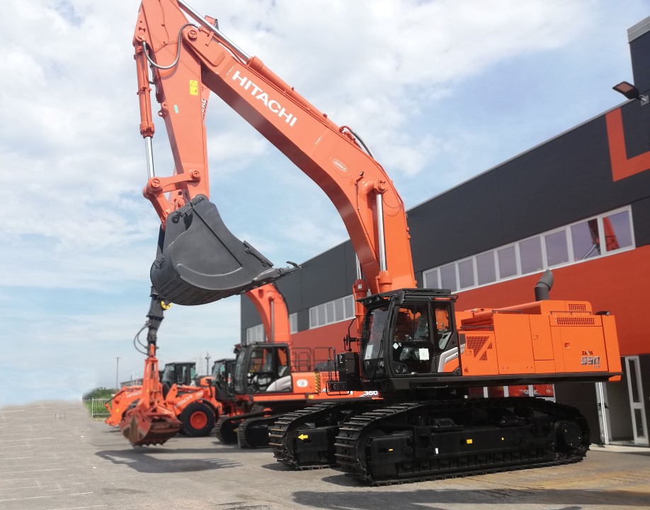 Hitachi ZX890LCH-7 - Massucco T. Sud - LiuGong Italia