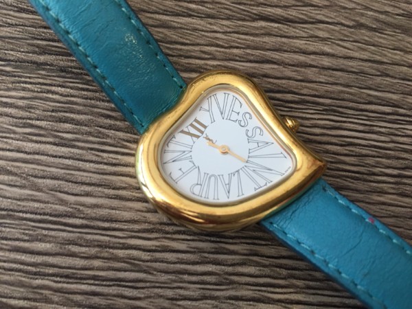 イヴ・サン＝ローラン 電池交換 ハートウォッチ | MAYRO Watch & Repair