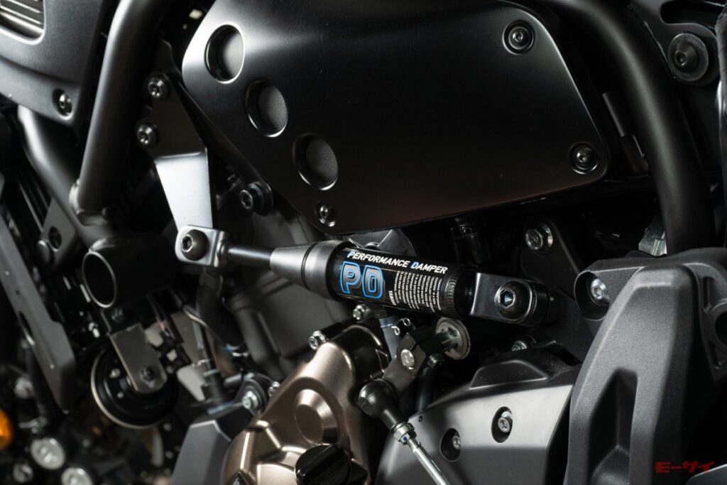 振動を吸収することで走りの質が向上するからカスタム用品No.1 ヤマハ