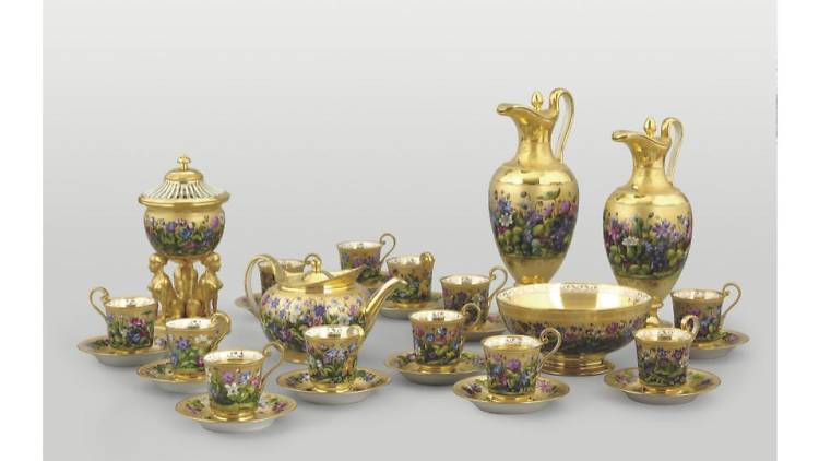 1675 希少平戸焼大花瓶 大壺陰刻 人物浮彫時代物