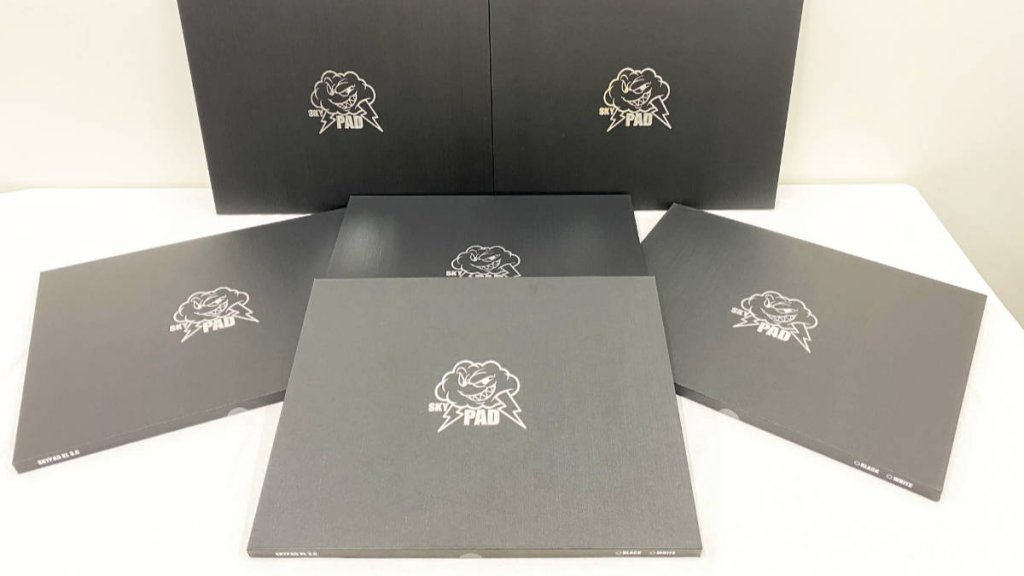 税込16500円、SkyPADから圧倒的なスピードを実現したフルガラス高級