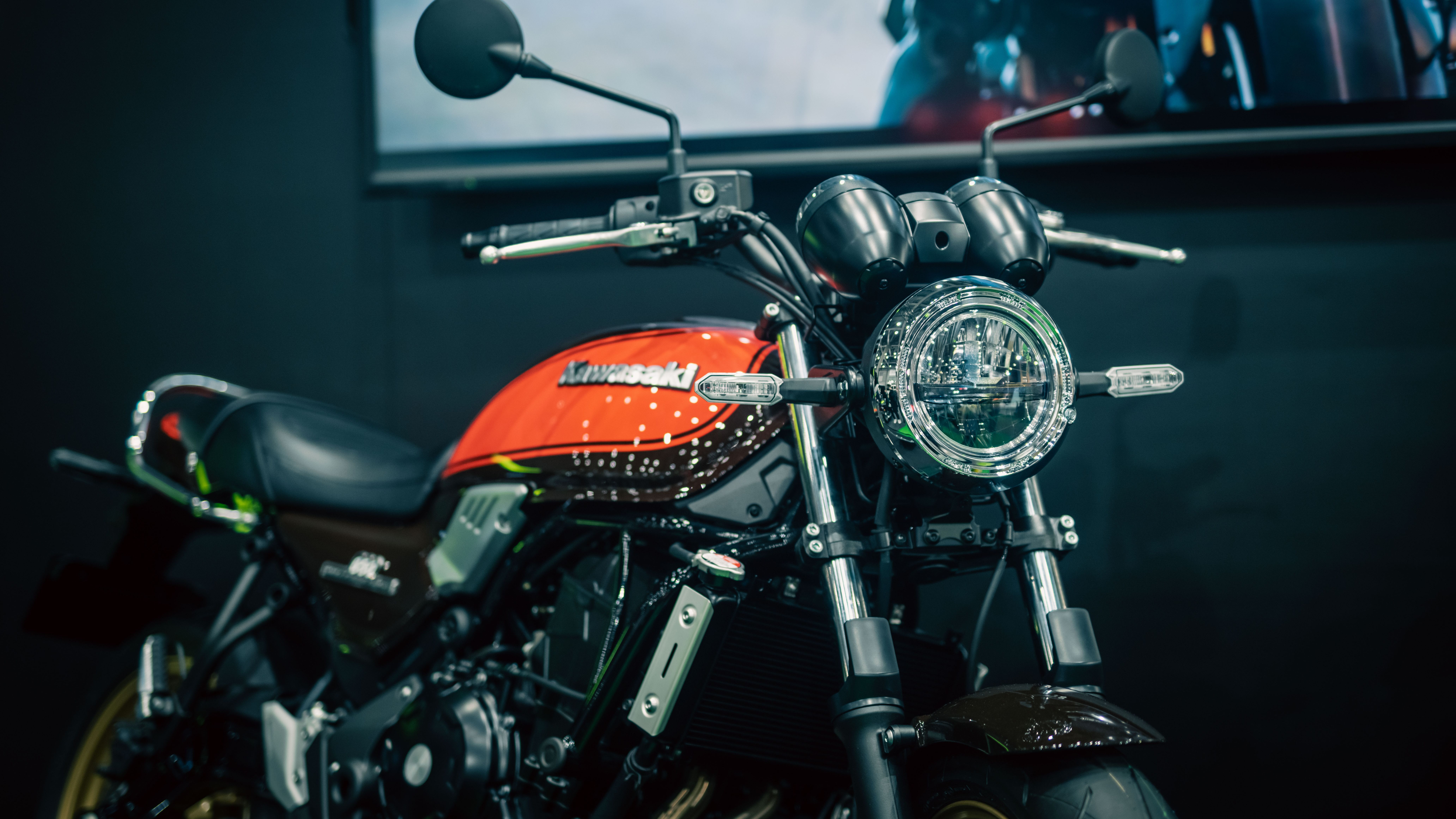 kawasaki-z-650-rs-50th-3.jpg