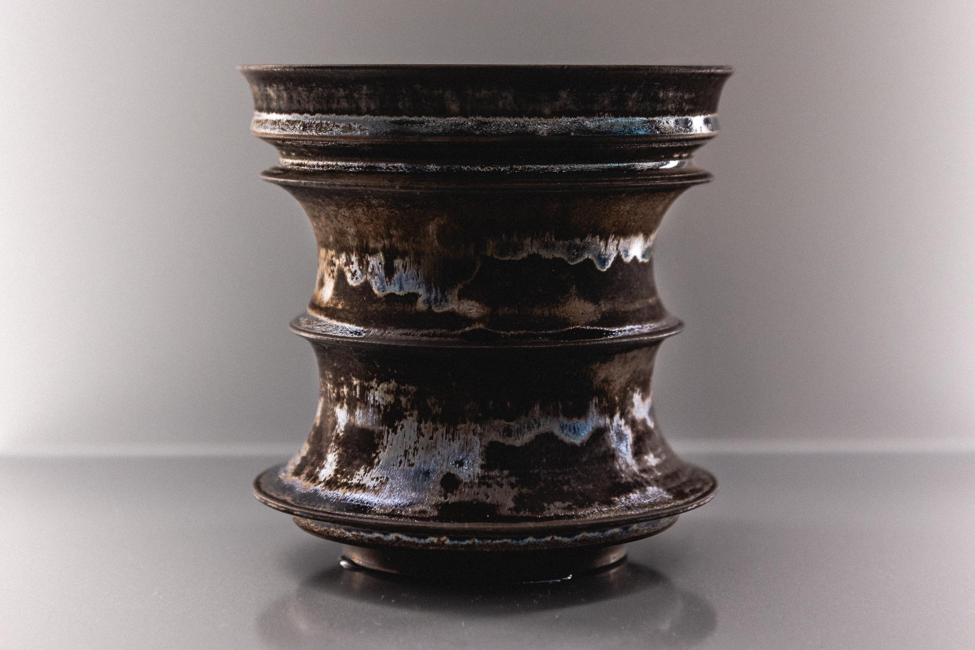 決して“格下の器”ではない植木鉢。価値観を刷新する｢RAW LIFE FACTORY