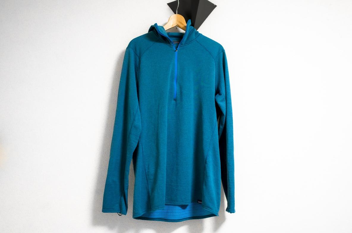 パタゴニアのキャプリーン・サーマルウェイト・ジップネック・フーディ