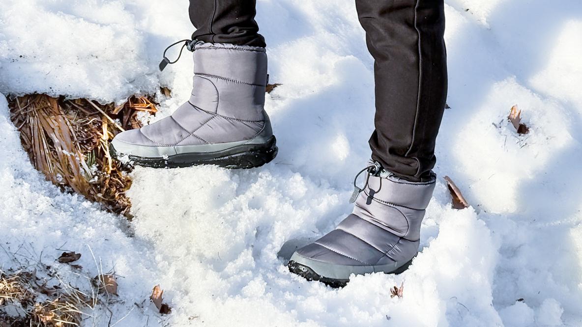 THE NORTH FACEの防寒ブーツ「ヌプシ」は湿った雪でもへっちゃら。約6