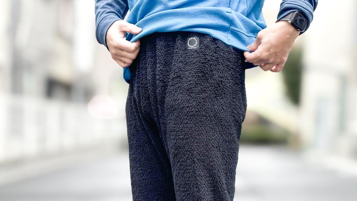 タイツとしても、ズボンとしても履ける「山と道」のコレ。 通気性・速